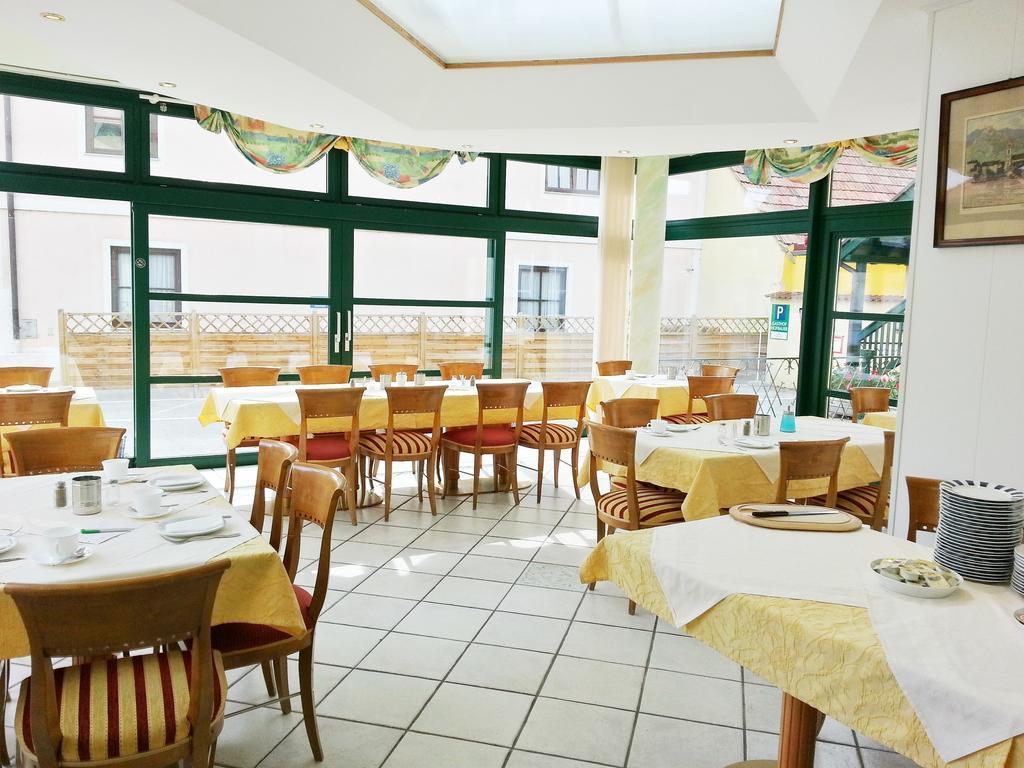 Gaestehaus Zur Weissen Rose Furth bei Gottweig Екстериор снимка